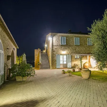 Vakantieboerderij Fattoria Le Giare Cortona